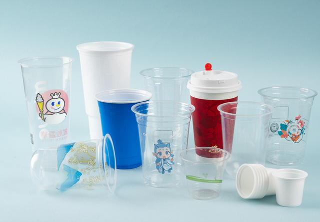 تصنيع كوب المشروبات القابل للتصرف